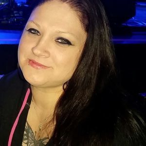 Meet your Posher, Consuelo